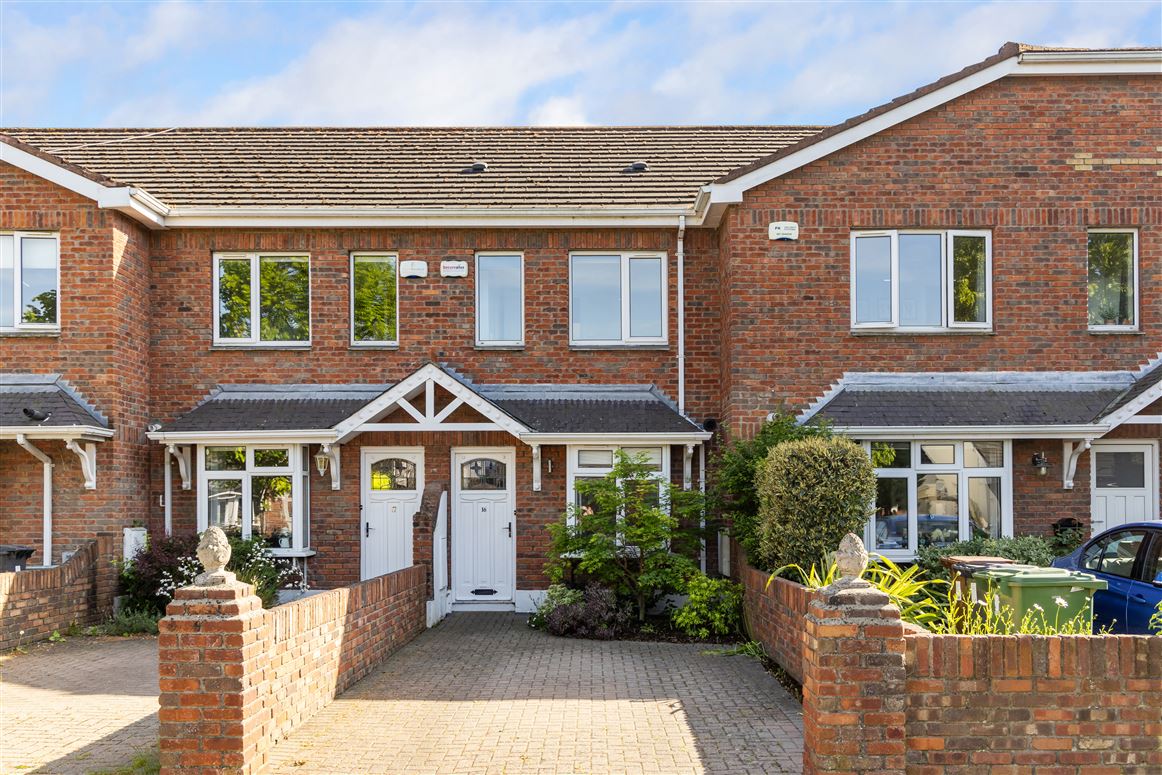 16 Berwick Hall, Churchtown, Dublin 14